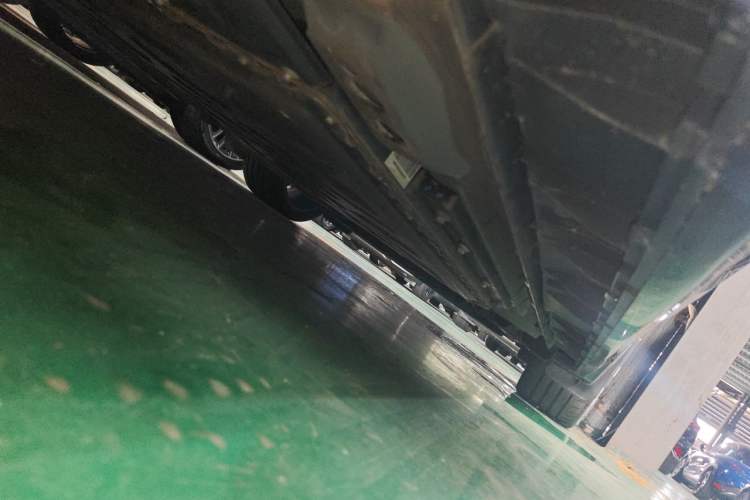 Used Lynk & Co 07 2024 EM-P 126 Long-Range Halo Chassis Rear Right