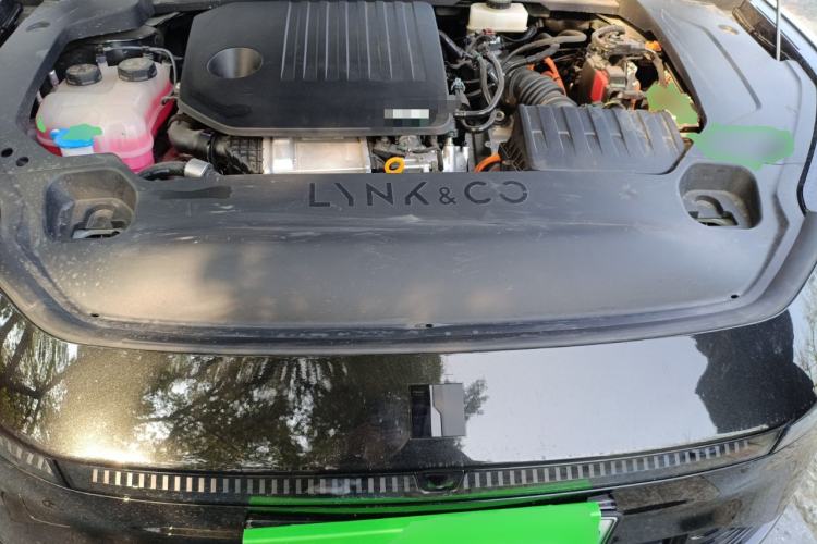 Used Lynk & Co 07 2024 EM-P 126 Long-Range Halo Engine Bay