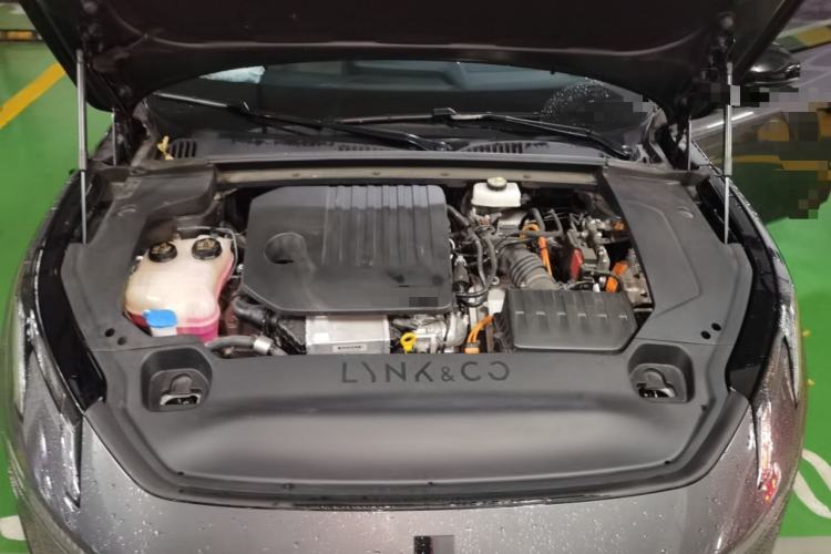 Used Lynk & Co 07 2024 EM-P 126 Long-Range Halo Engine Bay