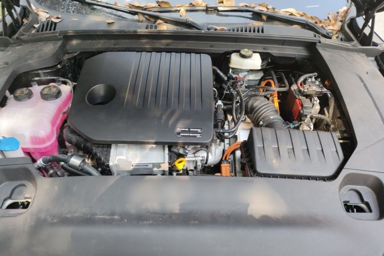 Used Lynk & Co 07 2024 EM-P 126 Long-Range Halo Engine Bay
