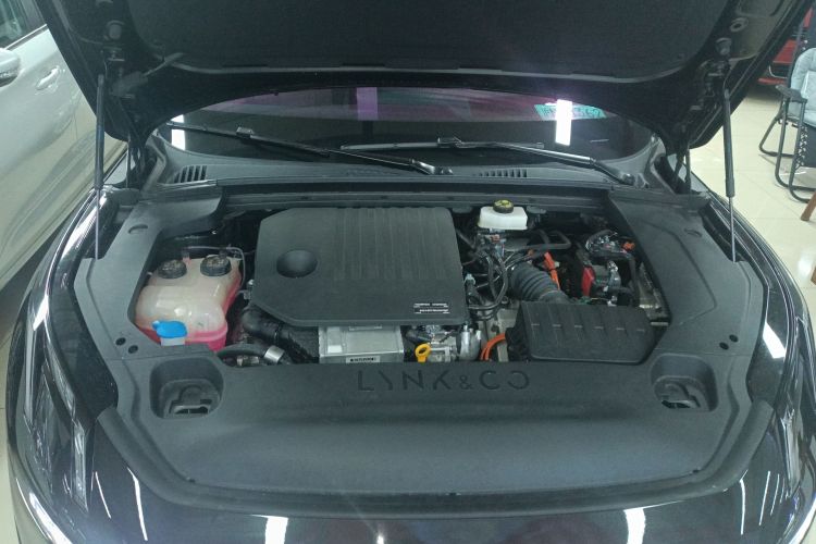 Used Lynk & Co 07 2024 EM-P 126 Long-Range Ultra Engine Bay