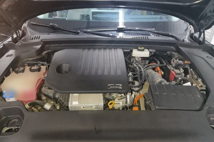 Used Lynk & Co 07 2024 EM-P 126 Long-Range Halo Engine Bay