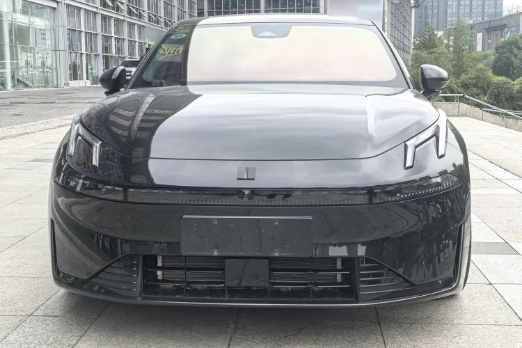 Used Lynk & Co 07 2024 EM-P 126 Long-Range Ultra Exterior 2