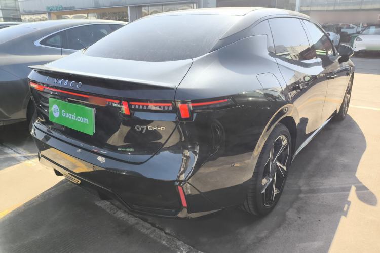 Used Lynk & Co 07 2024 EM-P 126 Long-Range Ultra Exterior 5