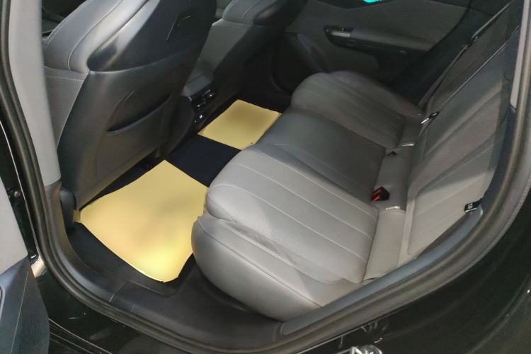 Used Lynk & Co 07 2024 EM-P 126 Long-Range Halo Interior 4