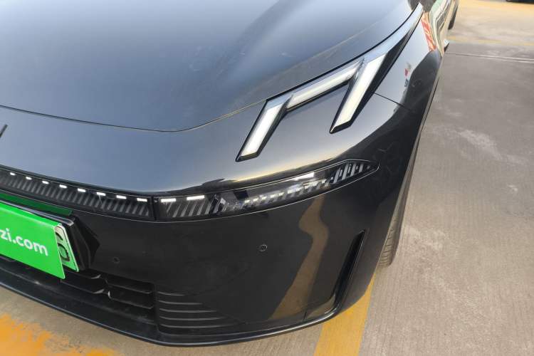 Used Lynk & Co 07 2024 EM-P 126 Long-Range Ultra Left Front Headlight