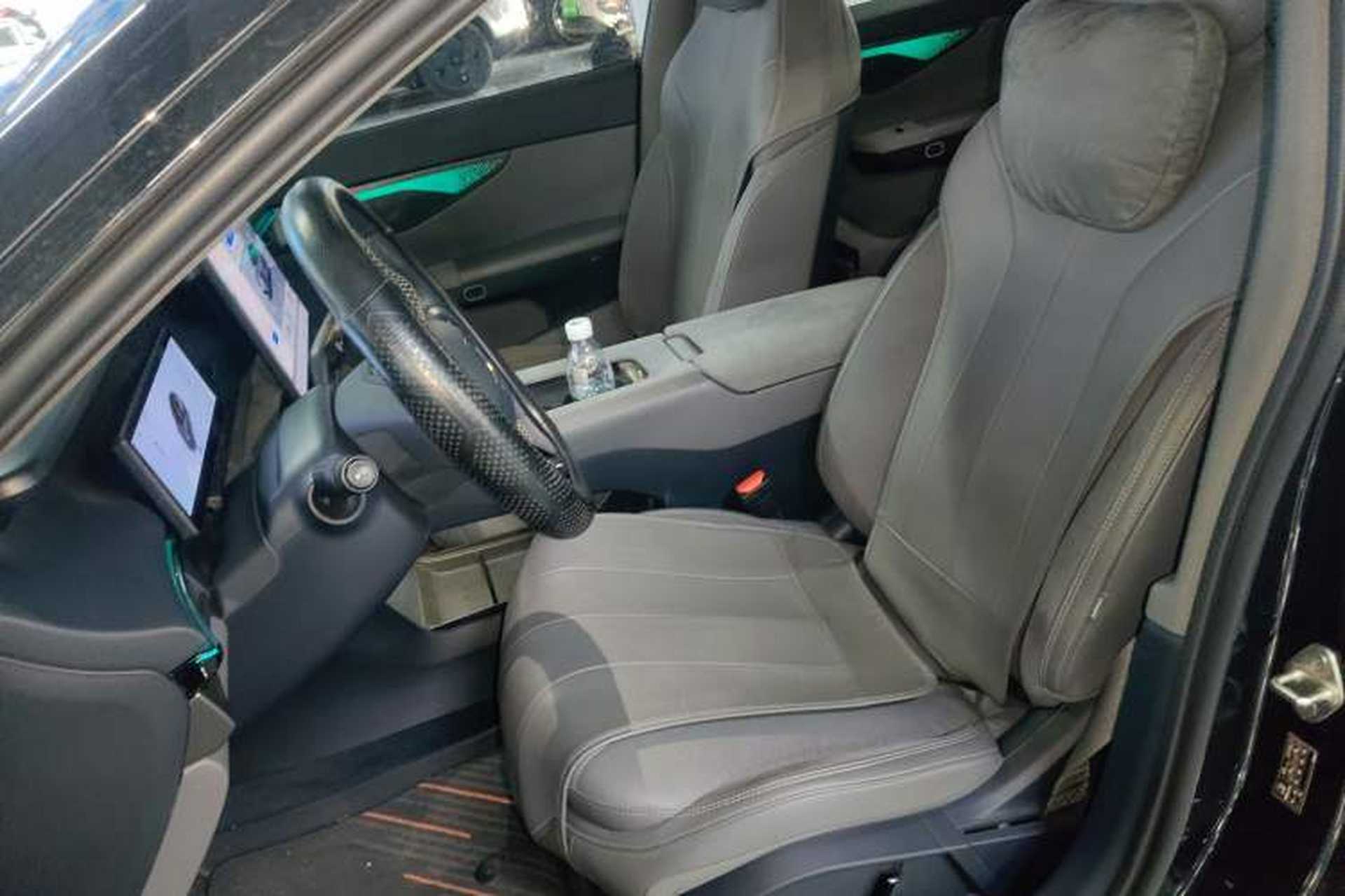 Used Lynk & Co 07 2024 EM-P 126 Long-Range Halo Left Front Seat