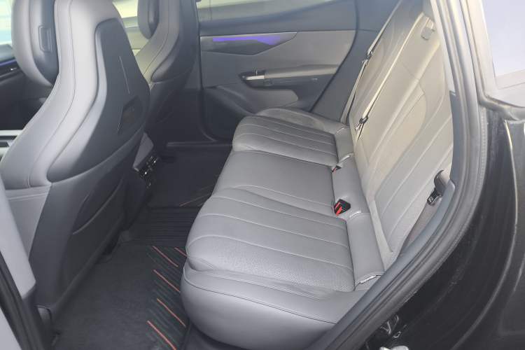 Used Lynk & Co 07 2024 EM-P 126 Long-Range Ultra Left Rear Seat