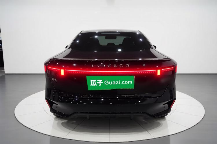 Used Lynk & Co 07 2024 EM-P 126 Long-Range Halo Rear