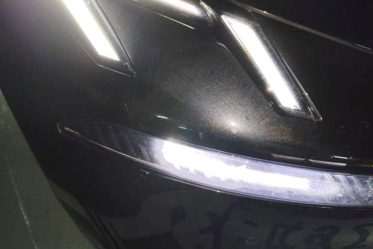 Used Lynk & Co 07 2024 EM-P 126 Long-Range Ultra Right Front Headlight