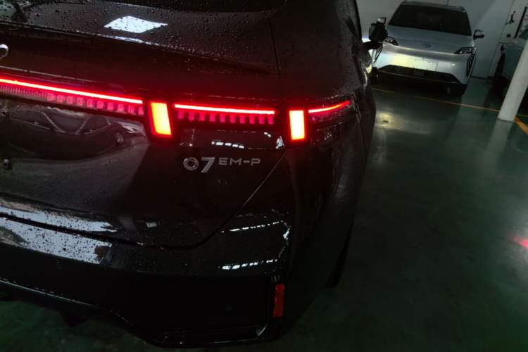 Used Lynk & Co 07 2024 EM-P 126 Long-Range Ultra Right Rear Taillight
