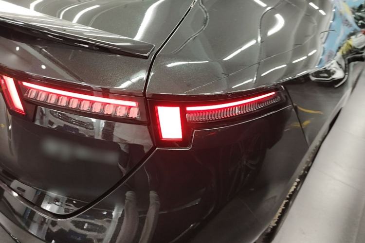 Used Lynk & Co 07 2024 EM-P 126 Long-Range Halo Right Rear Taillight
