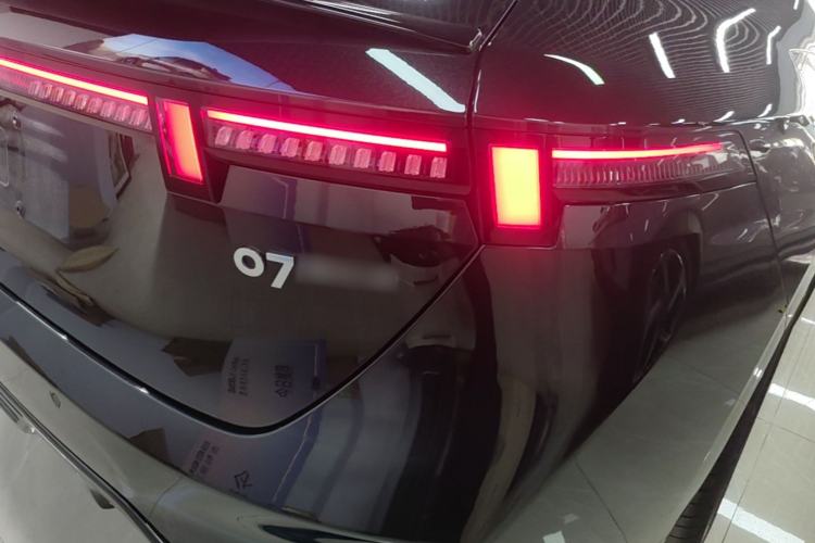 Used Lynk & Co 07 2024 EM-P 126 Long-Range Halo Right Rear Taillight