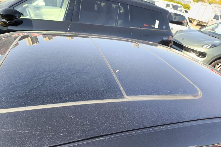 Used Lynk & Co 07 2024 EM-P 126 Long-Range Ultra Roof