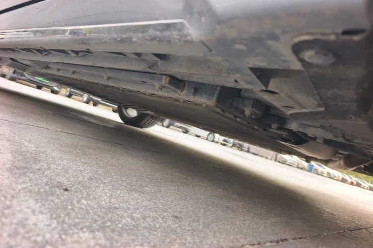 Used Lynk & Co 07 2024 EM-P 126 Long-Range Ultra Chassis Front Right