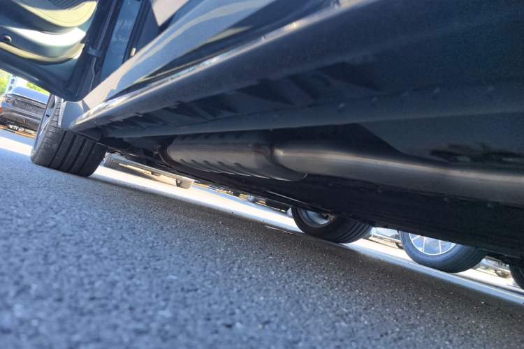 Used Lynk & Co 07 2024 EM-P 126 Long-Range Ultra Chassis Rear Left