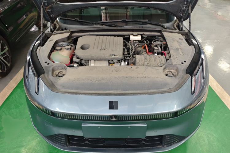 Used Lynk & Co 07 2024 EM-P 126 Long-Range Halo Engine Bay