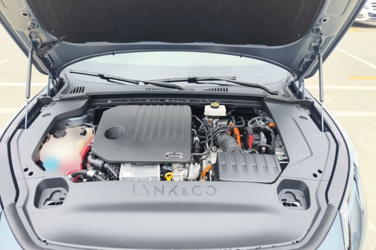 Used Lynk & Co 07 2024 EM-P 126 Long-Range Ultra Engine Bay