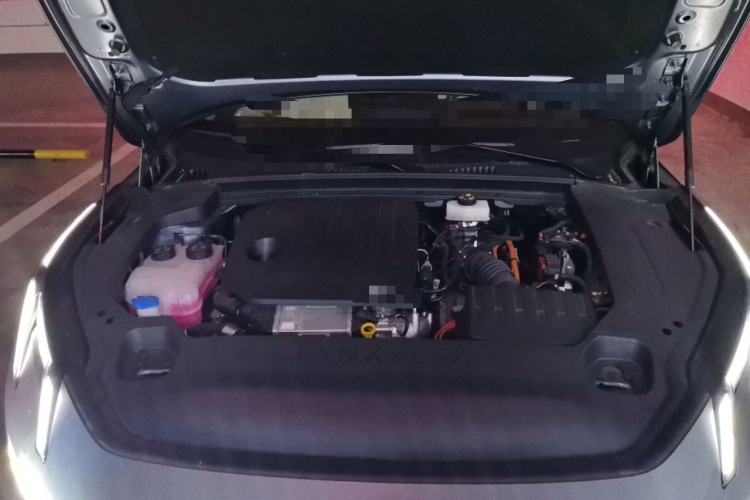 Used Lynk & Co 07 2024 EM-P 126 Long-Range Ultra Engine Bay