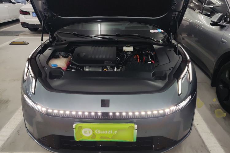 Used Lynk & Co 07 2024 EM-P 126 Long-Range Pro Engine Bay