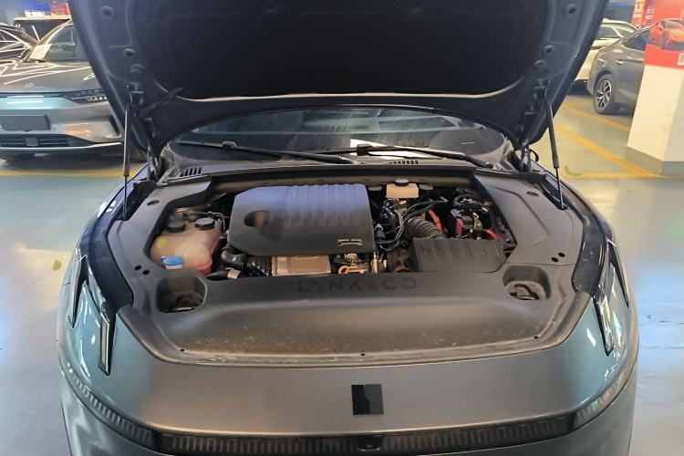 Used Lynk & Co 07 2024 EM-P 126 Long-Range Ultra Engine Bay
