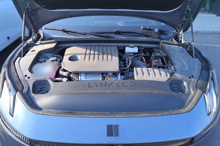 Used Lynk & Co 07 2024 EM-P 126 Long-Range Ultra Engine Bay