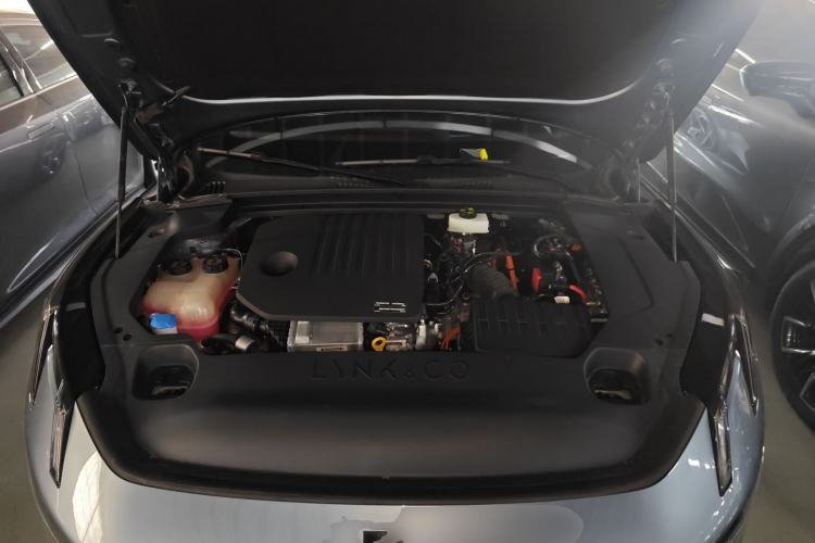 Used Lynk & Co 07 2024 EM-P 126 Long-Range Ultra Engine Bay