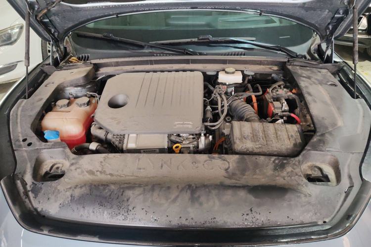 Used Lynk & Co 07 2024 EM-P 126 Long-Range Ultra Engine Bay