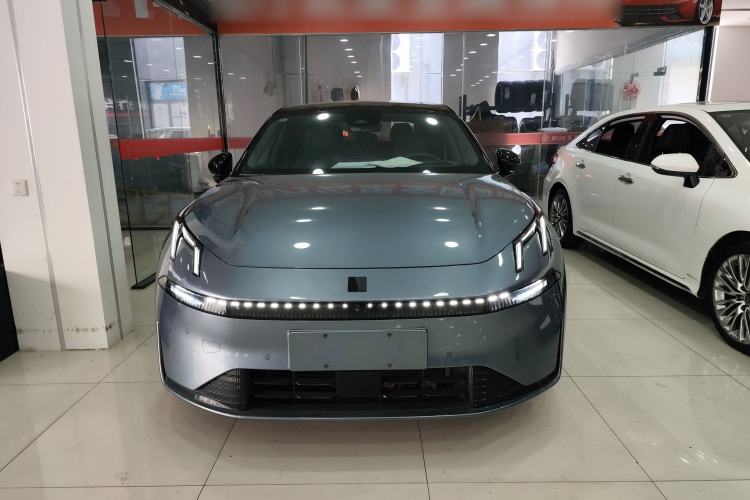 Used Lynk & Co 07 2024 EM-P 126 Long-Range Ultra Exterior 1