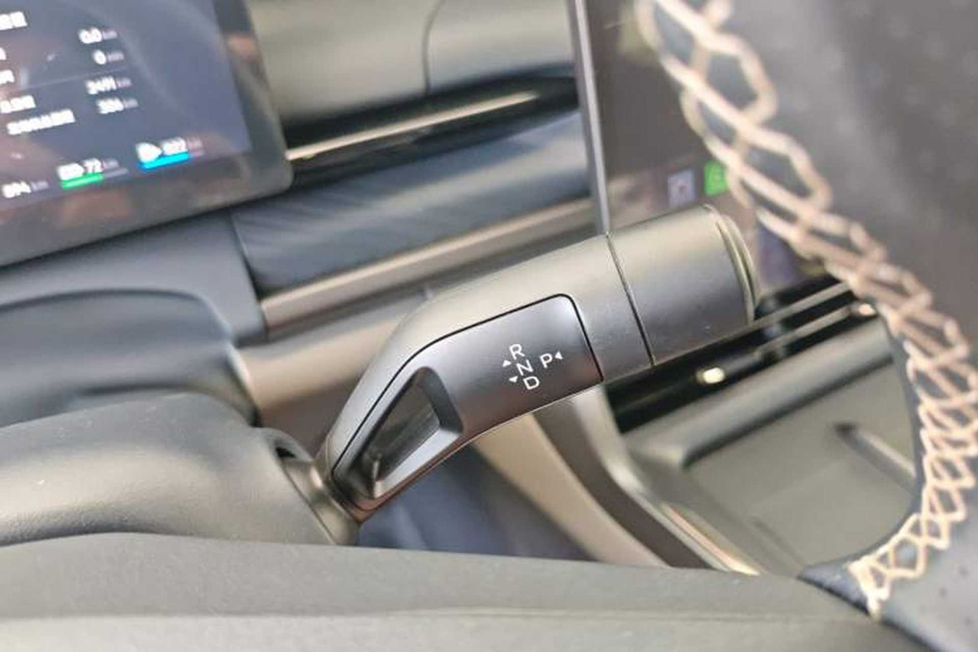 Used Lynk & Co 07 2024 EM-P 126 Long-Range Ultra Gear Lever