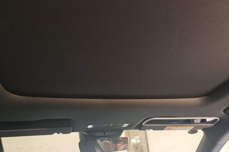 Used Lynk & Co 07 2024 EM-P 126 Long-Range Ultra Headliner