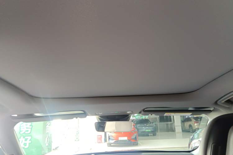 Used Lynk & Co 07 2024 EM-P 126 Long-Range Ultra Headliner