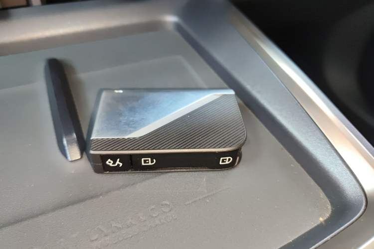 Used Lynk & Co 07 2024 EM-P 126 Long-Range Pro Interior 1
