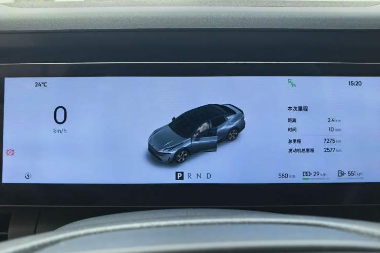 Used Lynk & Co 07 2024 EM-P 126 Long-Range Ultra Odometer Close Up
