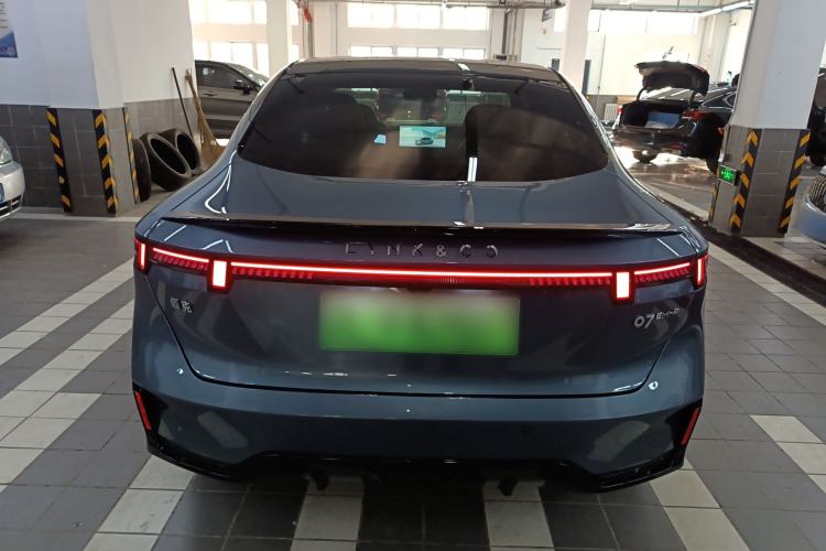 Used Lynk & Co 07 2024 EM-P 126 Long-Range Ultra Rear