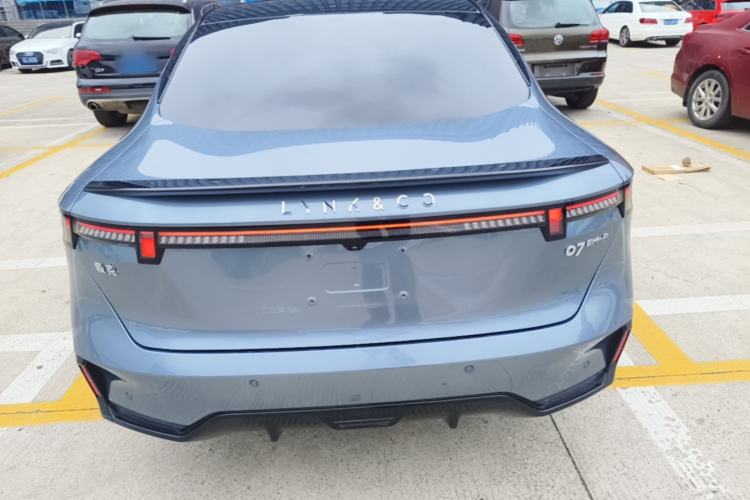 Used Lynk & Co 07 2024 EM-P 126 Long-Range Ultra Rear
