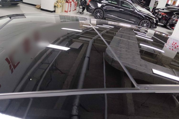 Used Lynk & Co 07 2024 EM-P 126 Long-Range Ultra Roof