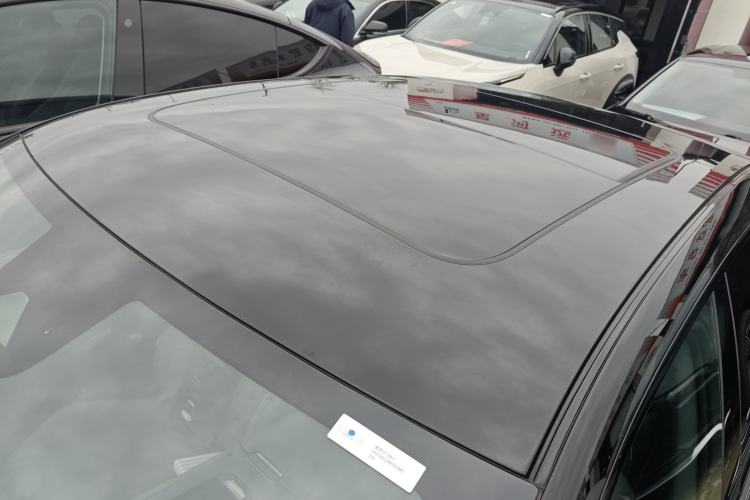 Used Lynk & Co 07 2024 EM-P 126 Long-Range Ultra Roof