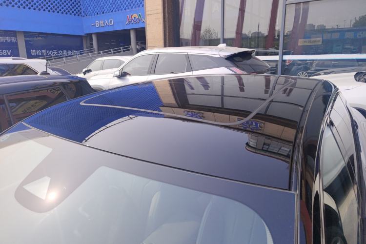Used Lynk & Co 07 2024 EM-P 126 Long-Range Ultra Roof