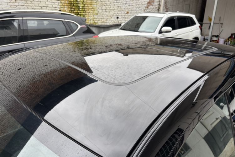Used Lynk & Co 07 2024 EM-P 126 Long-Range Ultra Roof
