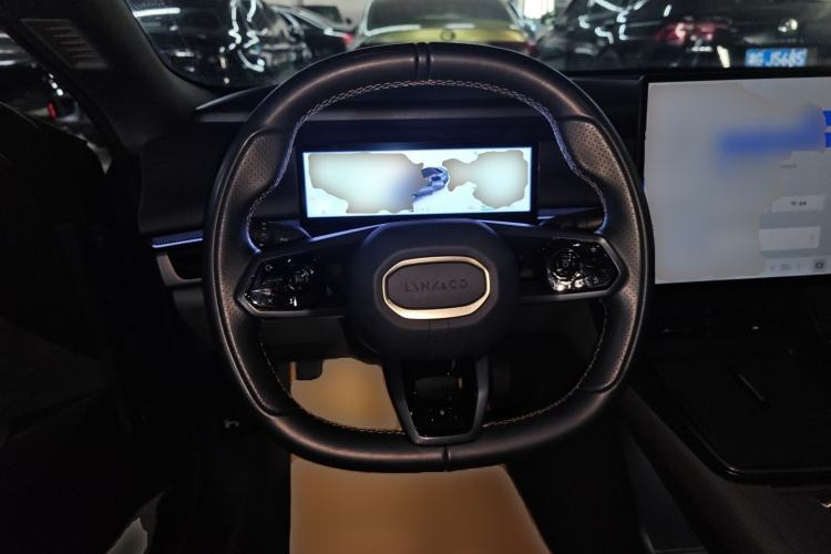 Used Lynk & Co 07 2024 EM-P 126 Long-Range Ultra Steering Wheel