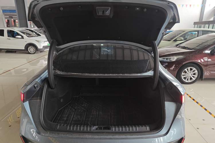 Used Lynk & Co 07 2024 EM-P 126 Long-Range Ultra Trunk