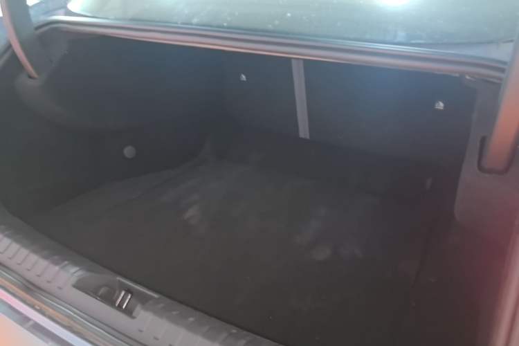Used Lynk & Co 07 2024 EM-P 126 Long-Range Ultra Trunk