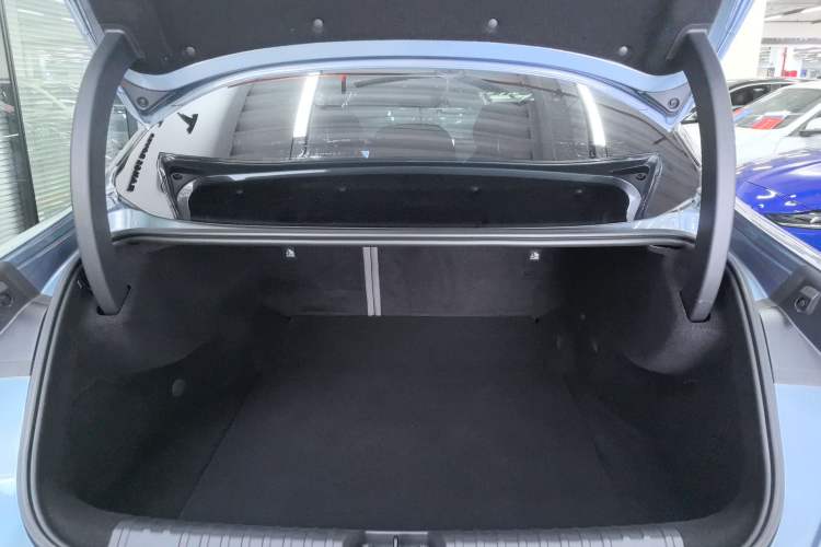 Used Lynk & Co 07 2024 EM-P 126 Long-Range Ultra Trunk