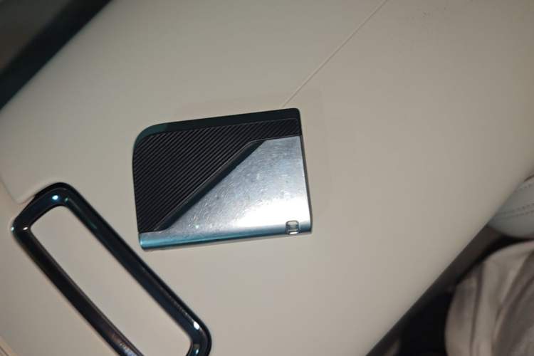 Used Lynk & Co 07 2024 EM-P 126 Long-Range Halo Vehicle Key