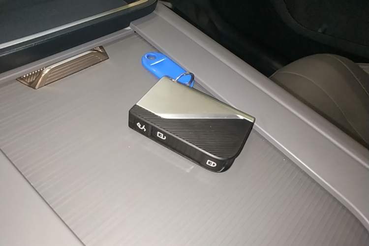 Used Lynk & Co 07 2024 EM-P 126 Long-Range Ultra Vehicle Key