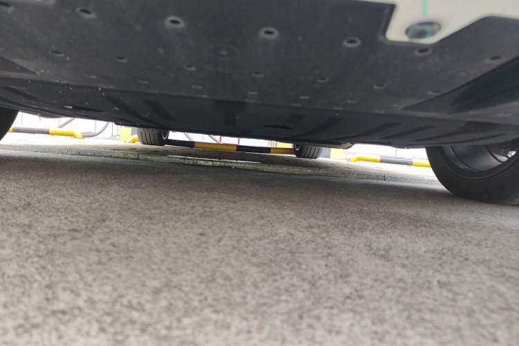 Used Lynk & Co 07 2024 EM-P 126 Long-Range Halo Chassis Front