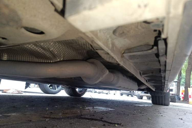 Used Lynk & Co 07 2024 EM-P 126 Long-Range Ultra Chassis Front Left