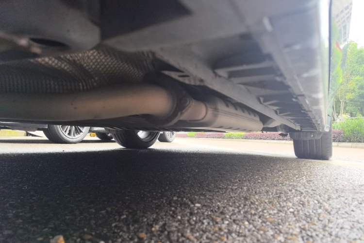 Used Lynk & Co 07 2024 EM-P 126 Long-Range Ultra Chassis Front Left