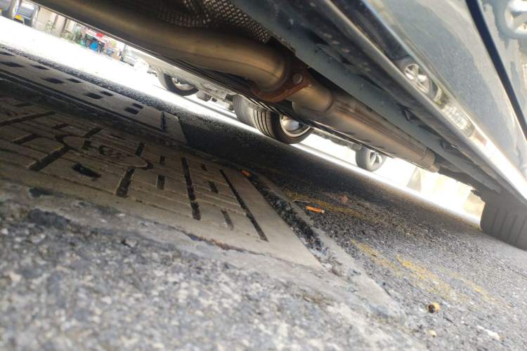 Used Lynk & Co 07 2024 EM-P 126 Long-Range Ultra Chassis Front Left